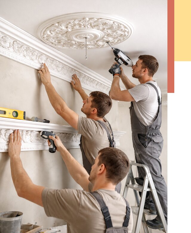 Монтаж лепнины на потолок в Гатчине от 3288 руб. быстро и недорого | ОТДЕЛОЧНИК-Гтч